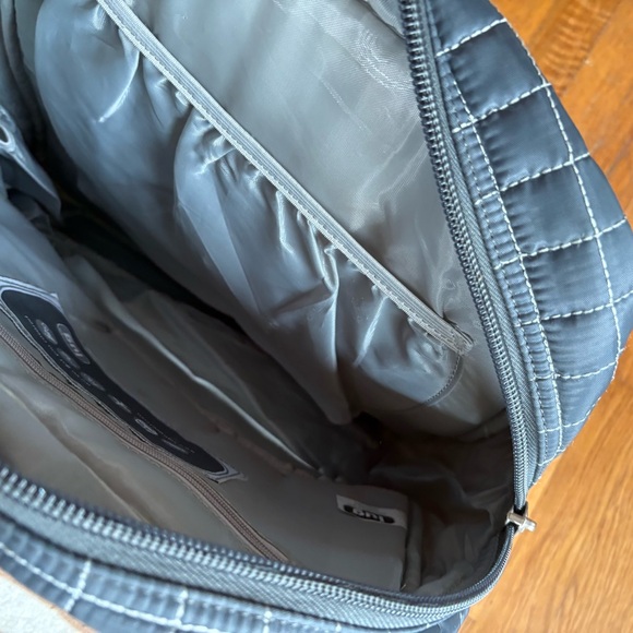 lug Puddle Jumper Overnight - Picture 5 of 7